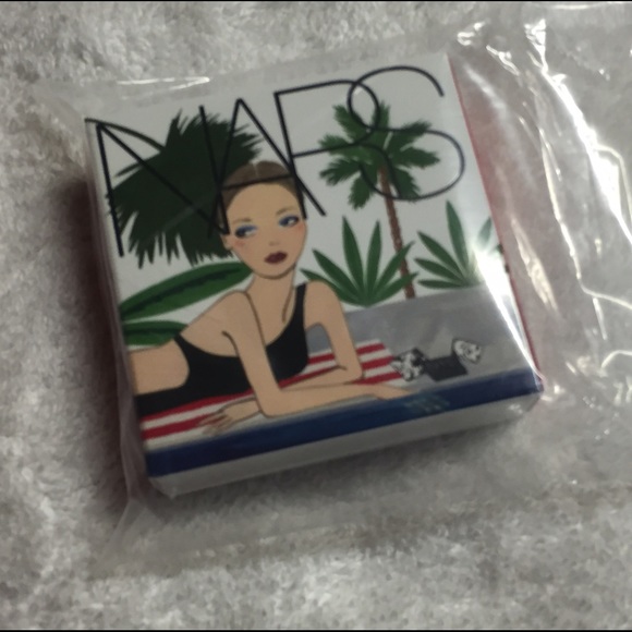 NARS Dual-Intensity Blush - Liberation - Picture 3 of 3