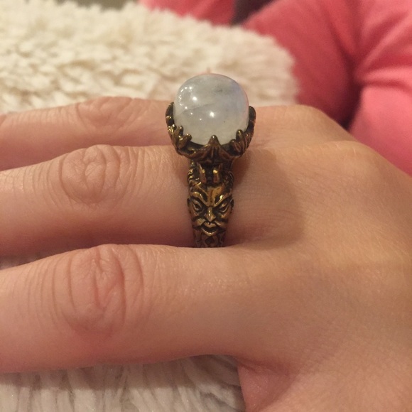 🍁THARROS  BIJOUX MOONSTONE RING🍁 - Picture 2 of 4