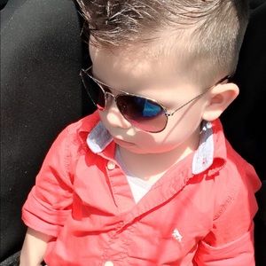 Meet your Posher, Carmina