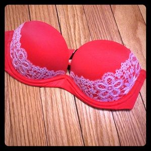 VS convertible strapless bra
