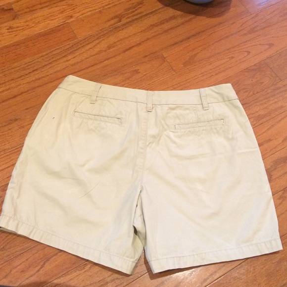 Khakis short size 14 - Picture 2 of 3
