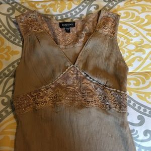 Beautiful lace and chiffon tank by bebe