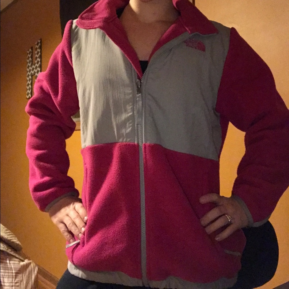 SOLD! Like new! The north face Denali