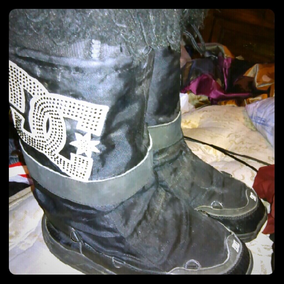DC Female Snowboarding Boots Size L 8-9.5 *REDUCED