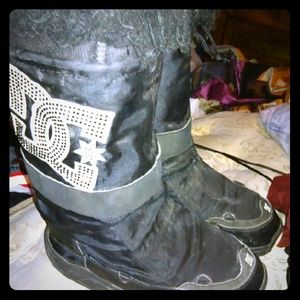 DC Female Snowboarding Boots Size L 8-9.5 *REDUCED