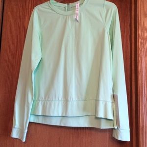 Lululemon warm up crew