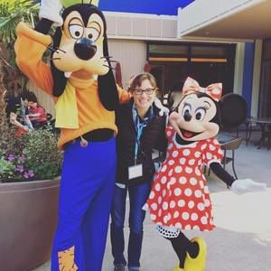 Meet your Posher, Holly