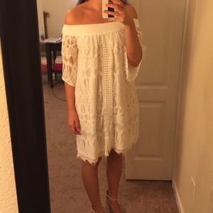 White lace off the shoulder dress