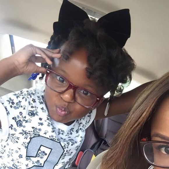 Meet your Posher, Comesha