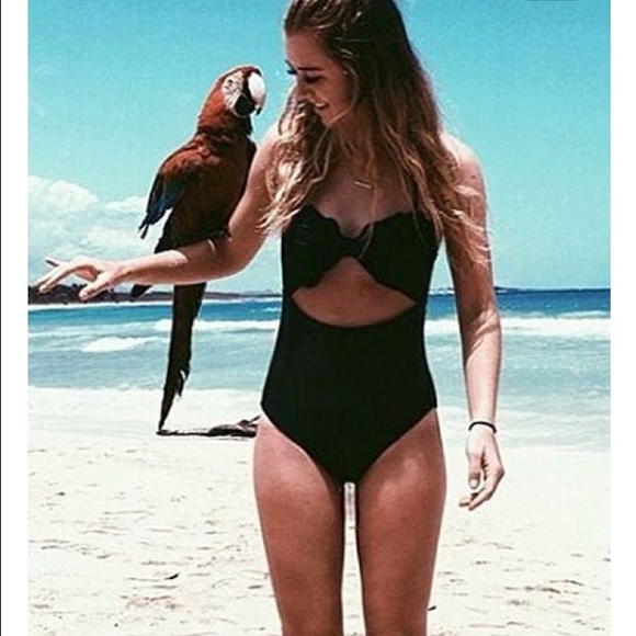 Scalloped "one piece" Swimsuit