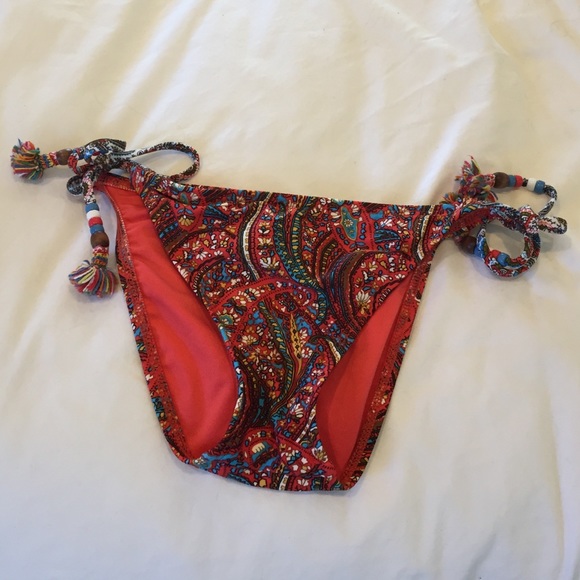bikini bottoms