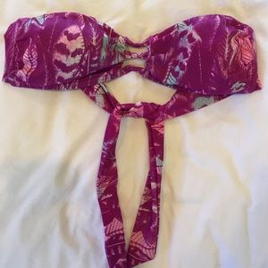 Billabong bikini top