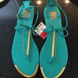 Brand new with tags turquoise dolce vita size 9.5