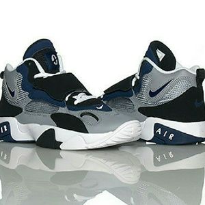 Nike Air Speed Turfs
