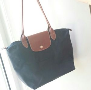 Authentic Longchamp Med Le Pliage Shld tote