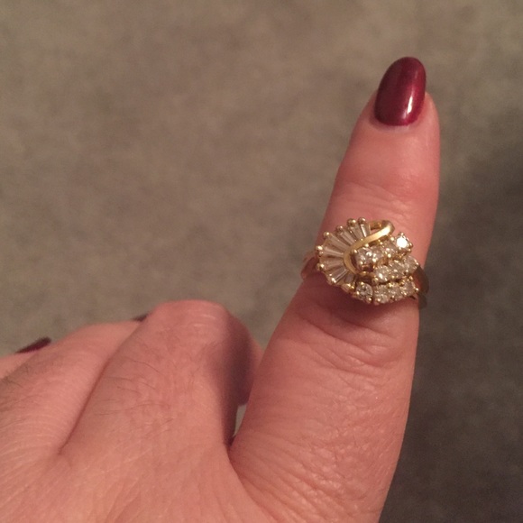 🎀 SALE 🎀Diamond Ring 14 KT Gold - FINAL PRICE - Picture 2 of 4