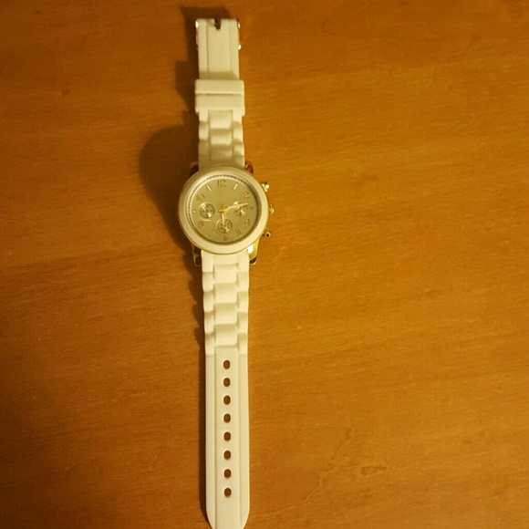 White watch. Brand new