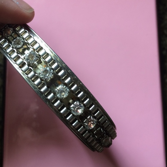 Bangle - Picture 2 of 2