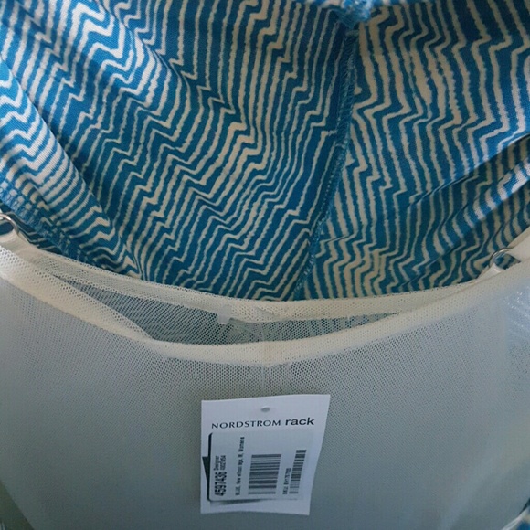 👗NORDSTROM BLUE & IVORY COWLNECK RAYON DRESS -MED - Picture 3 of 4