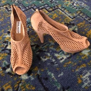 Steve Madden Nude Heels, NWOB