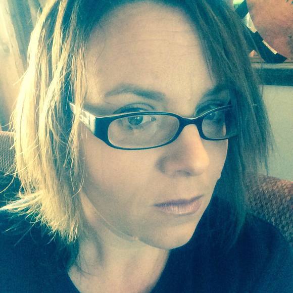 Meet your Posher, Casey