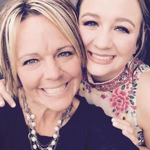 Meet your Posher, Cora