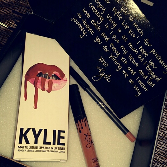 Kylie Lip Kit