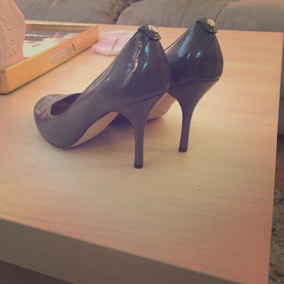 Gray Michael Michael Kors Pumps