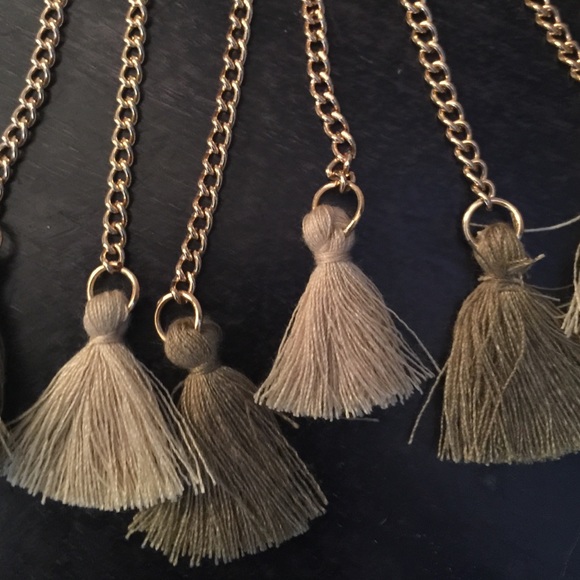 Necklace W/ Tassels - Picture 3 of 3