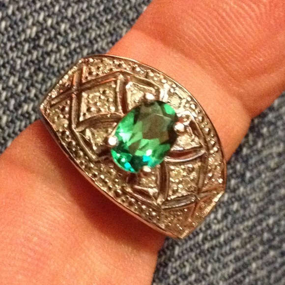 SOLD! πHP!πSALE! Gorgeous 14K WG Tsavorite Diamond Ring - Picture 2 of 4