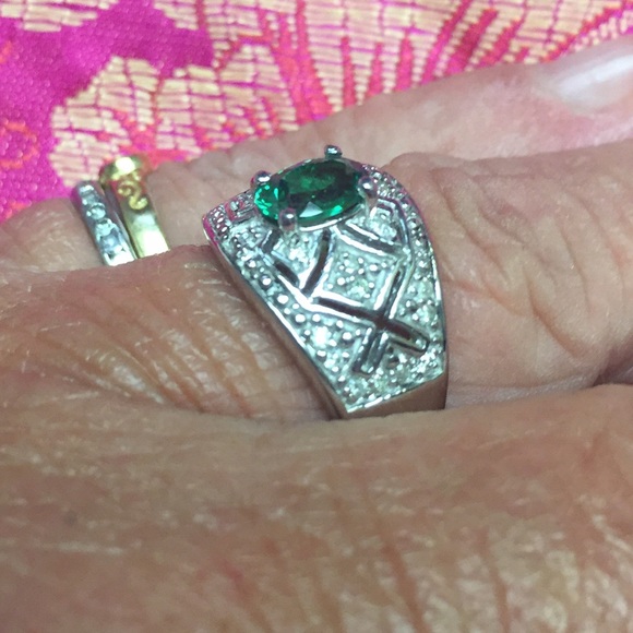 SOLD! πHP!πSALE! Gorgeous 14K WG Tsavorite Diamond Ring - Picture 3 of 4