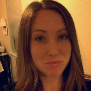 Meet your Posher, Kacie