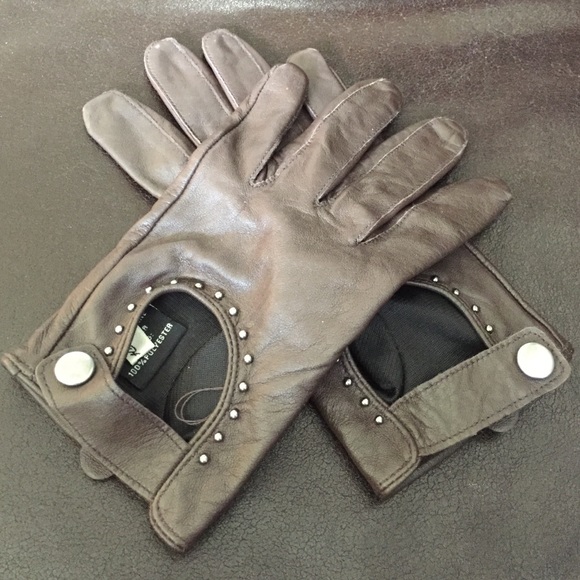 Kenneth Cole Leather Gloves