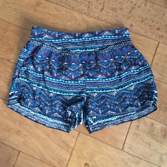 Full tilt flowy shorts!