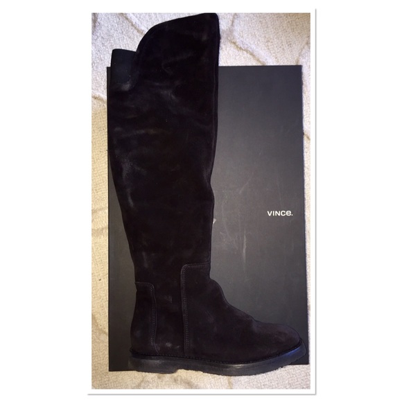 SOLD ON AKZNYC - Picture 2 of 4