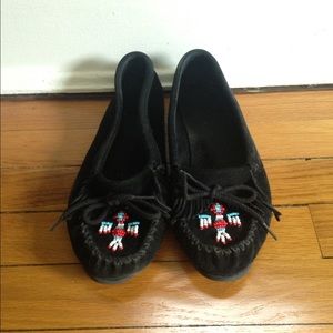 Minnetonka Black Thunderbird Moccasins