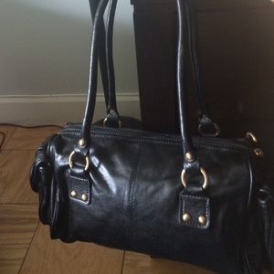 Cool black leather barrel bag