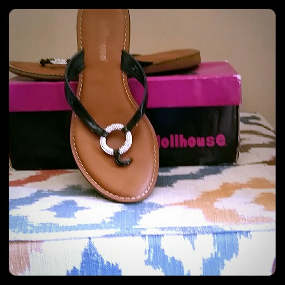 Thong flip flops