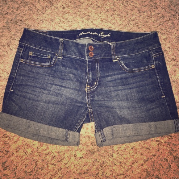 American Eagle dark wash cut off jean shorts