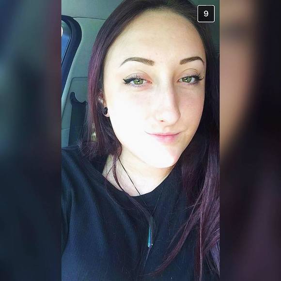 Meet your Posher, Rachel - Picture 1 of 1