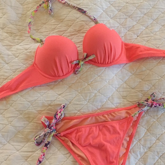 Victoria's Secret Other - Victoria Secret Bikini Set