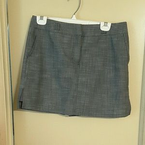 Attyre, Skort, Sz 8, Grey W/Dk & White Threading