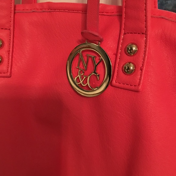 Coral tote - Picture 1 of 2