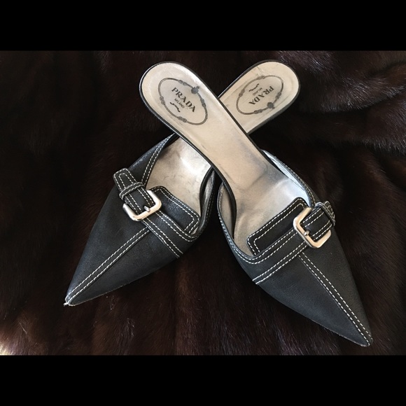 AUTHENTIC PRADA MILANO Leather Pointed Toe Mules