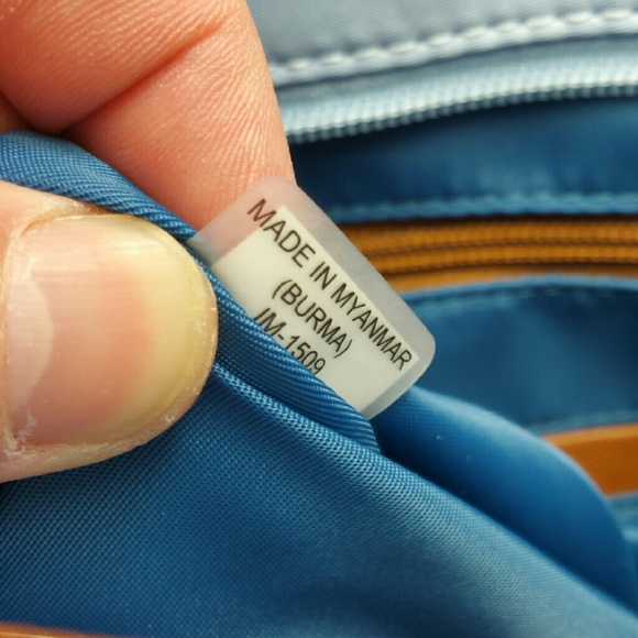 Micheal Kors tote - Picture 2 of 4