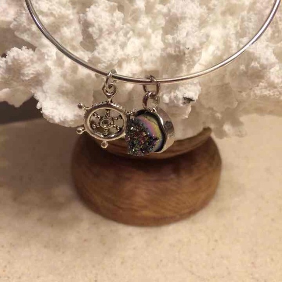 Expandable handmade bracelet - Picture 2 of 2