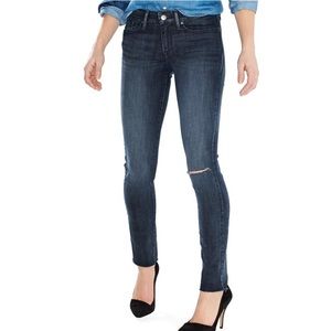711 Levis Skinny Jeans