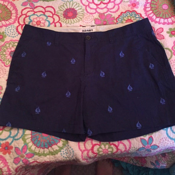 Navy shorts - Picture 1 of 1