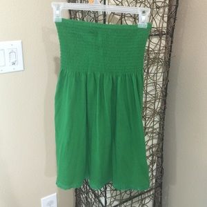 Strapless green shirt