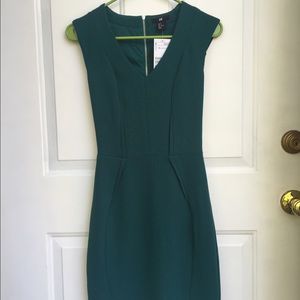 Dark Emerald V-Neck Dress